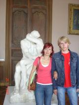Музей Родена,я с сыном на фоне "Весны"(скульптура)