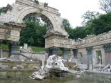 Wien Shonburnn Лариса-памятник римским развалинам
